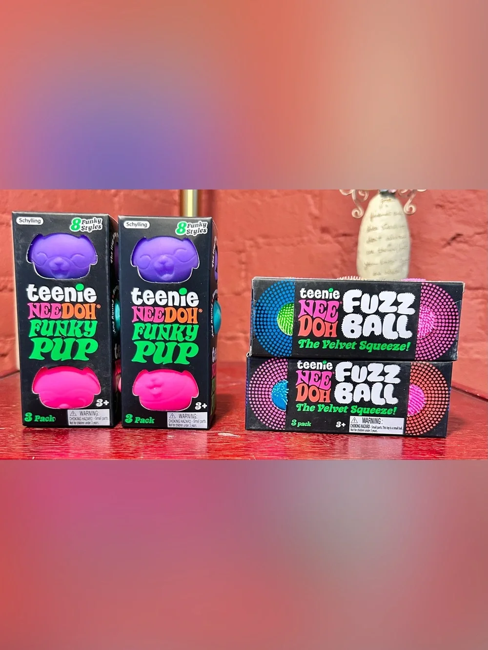 VIRAL RARE TEENIE NEEDOH 4 PACK!! Mint, never opened, authentic!